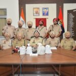 सरहद पार से नशीले पदार्थों की तस्करी वाले कार्टेलों से संबंधित पांच व्यक्ति 7 किलो हेरोइन समेत अमृतसर से गिरफ्तार