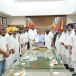 आप विधायक कुलदीप सिंह धालीवाल ने राज्यपाल से की मुलाकात, अजनाला को बाढ़ से बचाने के लिए उज नदी पर डैम बनाने की मांग की