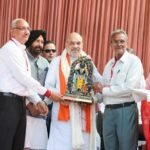 केन्द्रीय गृह मंत्री अमित शाह ने आज लुधियाना में विजयदशमी उत्सव में भाग लिया और ‘चिट्टे के प्रतीकात्मक रावण’ का दहन किया